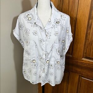 SO White Floral Button-Down Shirt